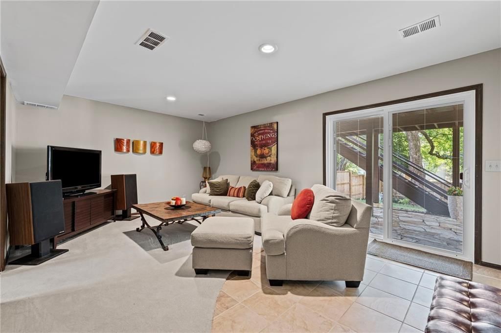 11259 Garnett Street — photo 22
