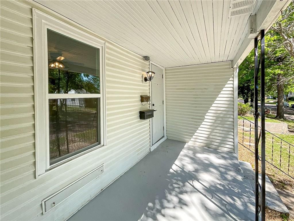 1720 S Stewart Avenue — photo 7