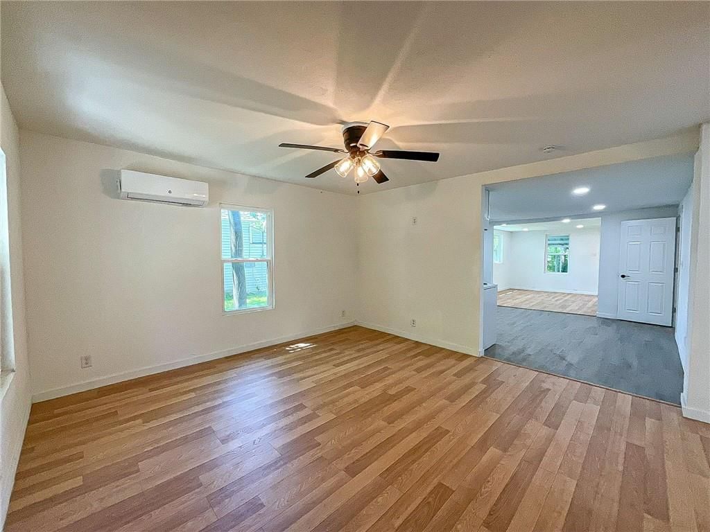 1720 S Stewart Avenue — photo 8