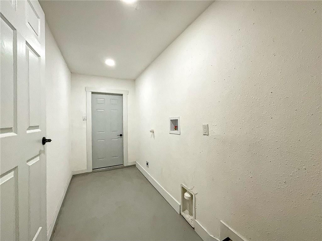 1720 S Stewart Avenue — photo 23