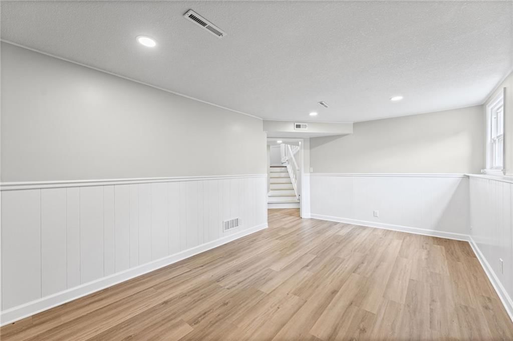 9315 Grant Drive — photo 25