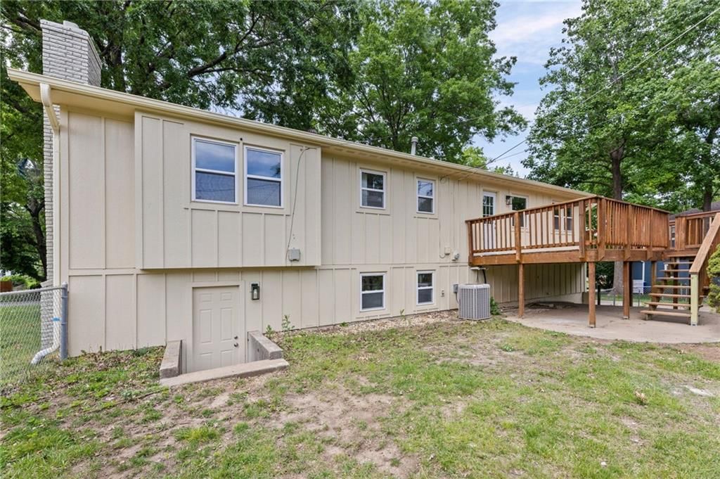9315 Grant Drive — photo 33