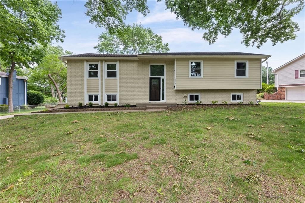 9315 Grant Drive — photo 38