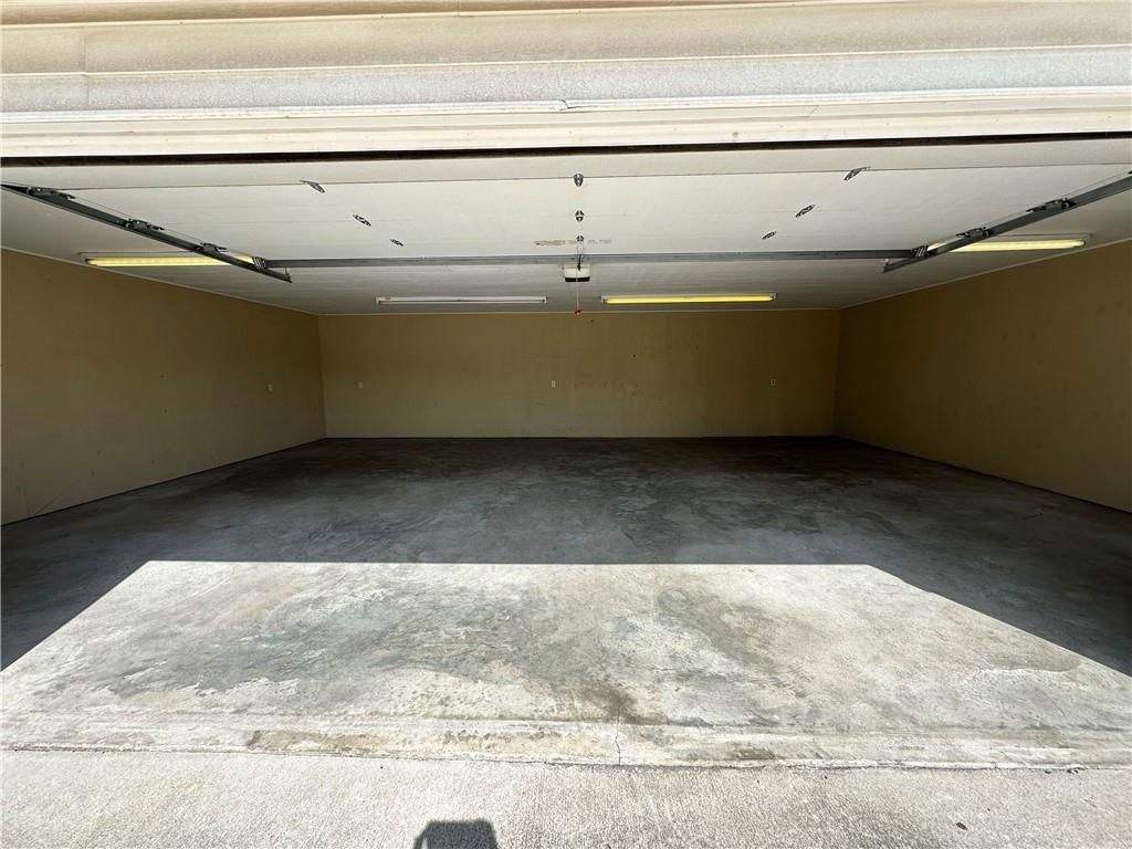 708 W Fort Scott Street — photo 8