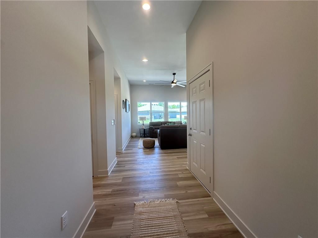 412 Ash Street — photo 4