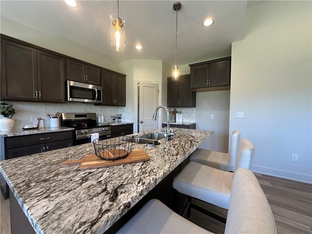 412 Ash Street — photo 11