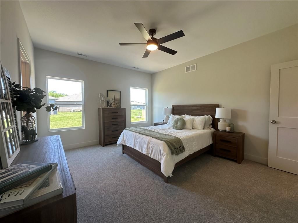 412 Ash Street — photo 16