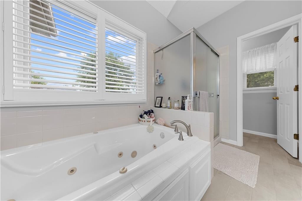 602 Ridgewood Drive — photo 8