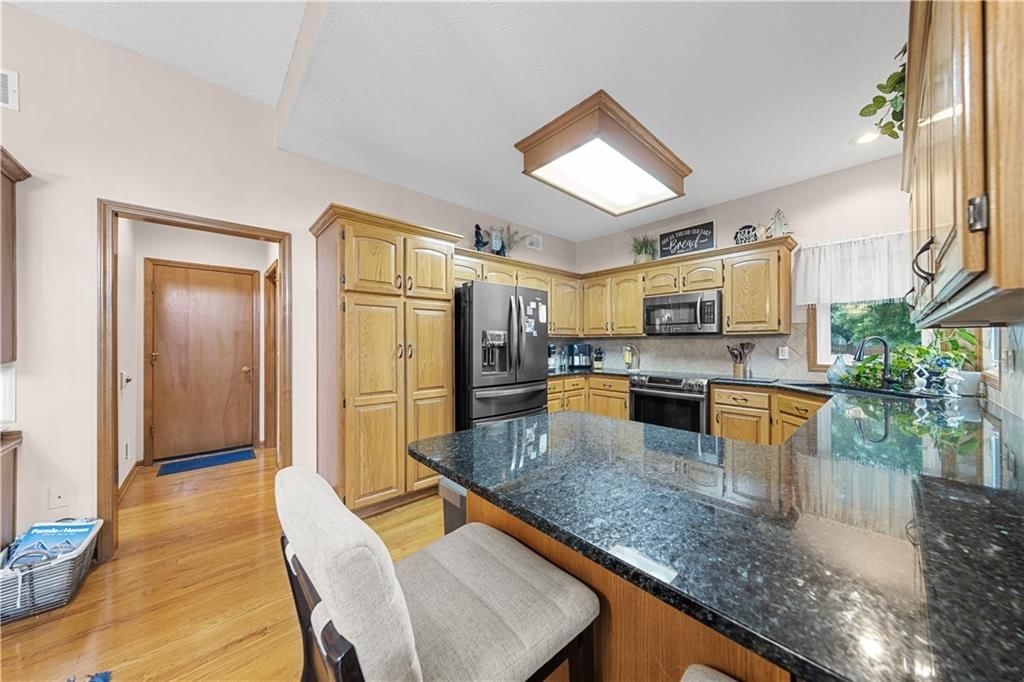 602 Ridgewood Drive — photo 14