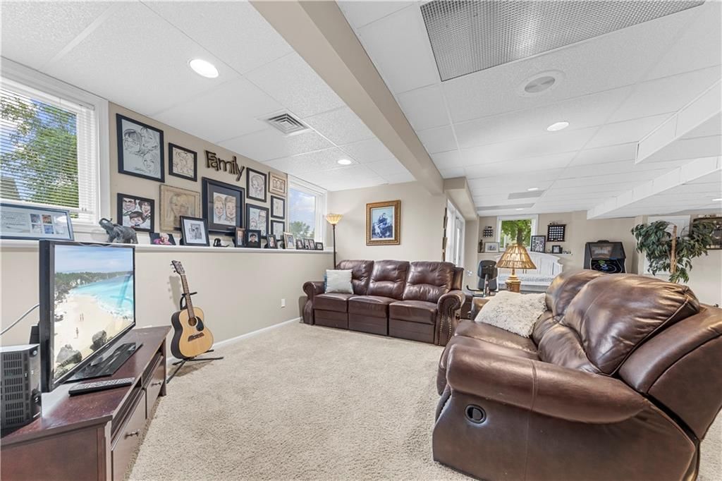 602 Ridgewood Drive — photo 28