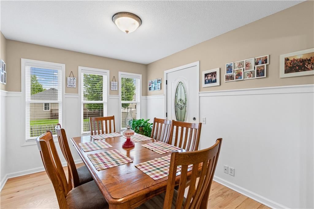 910 Timberline Drive — photo 12