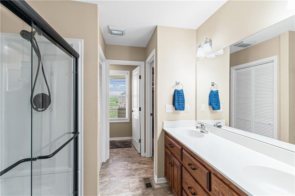 910 Timberline Drive — photo 16
