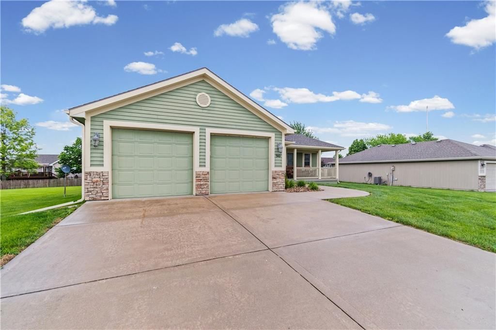 910 Timberline Drive — photo 32