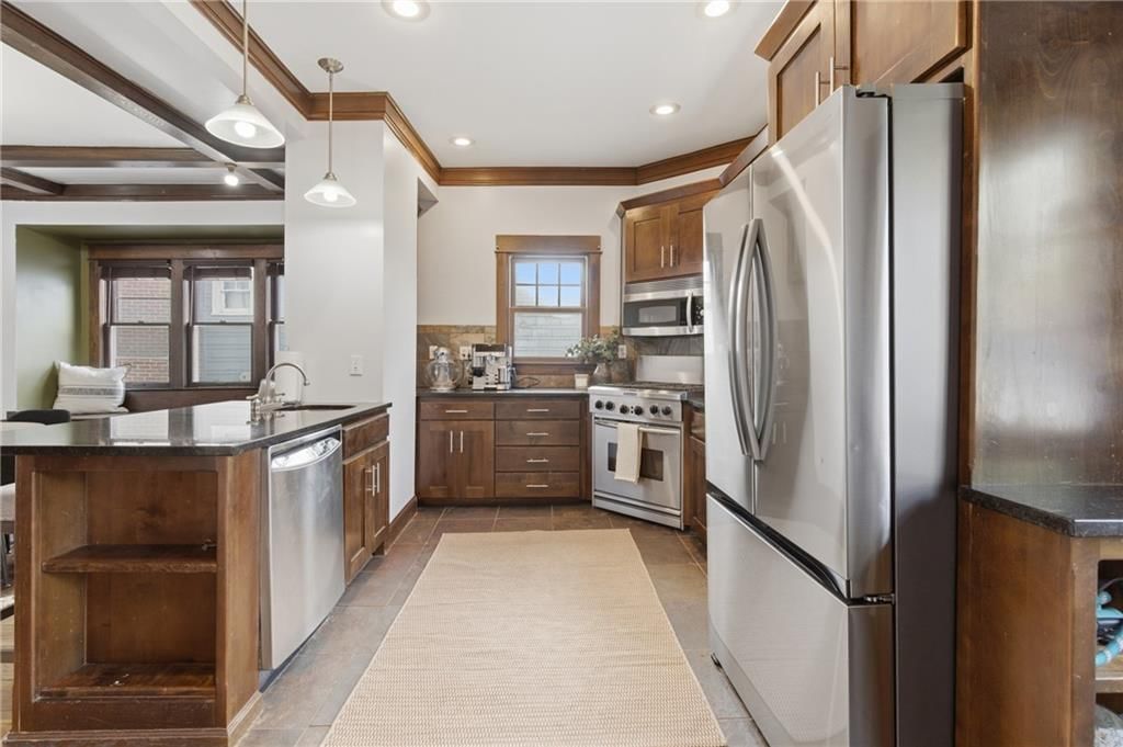 108 W 61st Terrace — photo 13