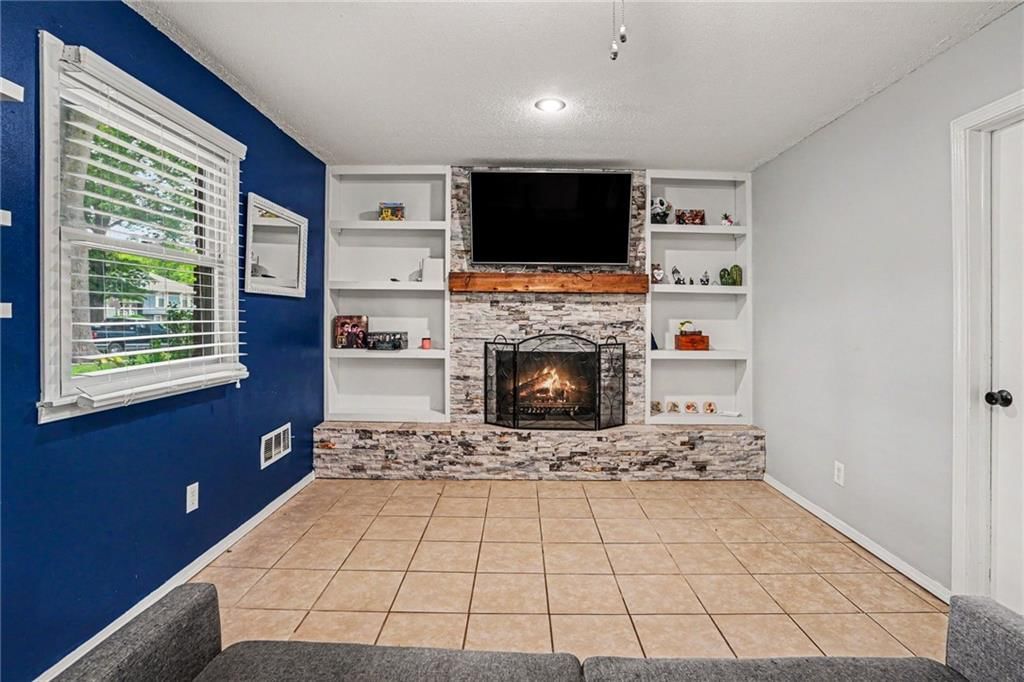12411 Monroe Avenue — photo 14