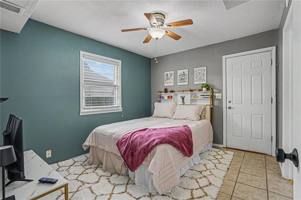 12411 Monroe Avenue — photo 18