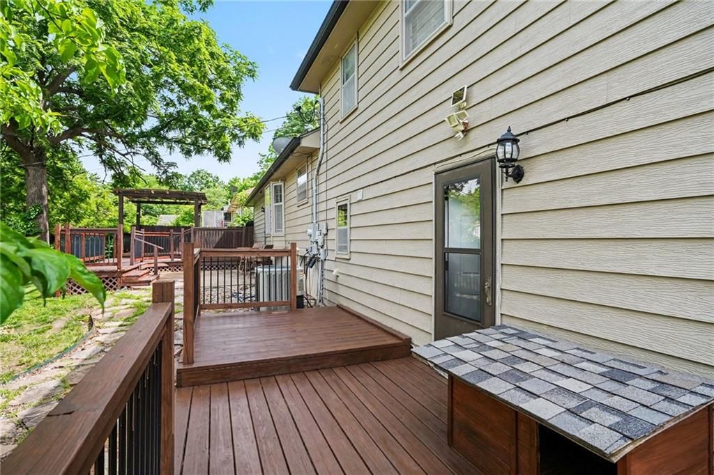 12411 Monroe Avenue — photo 22