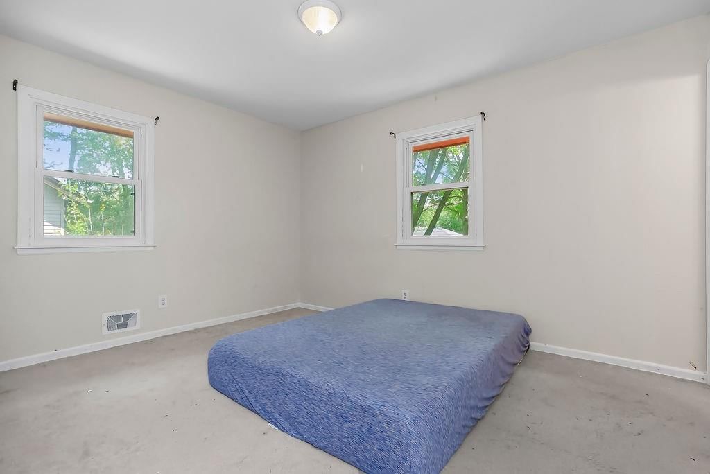 1819 N York Street — photo 20