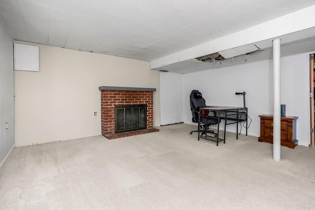 1819 N York Street — photo 23