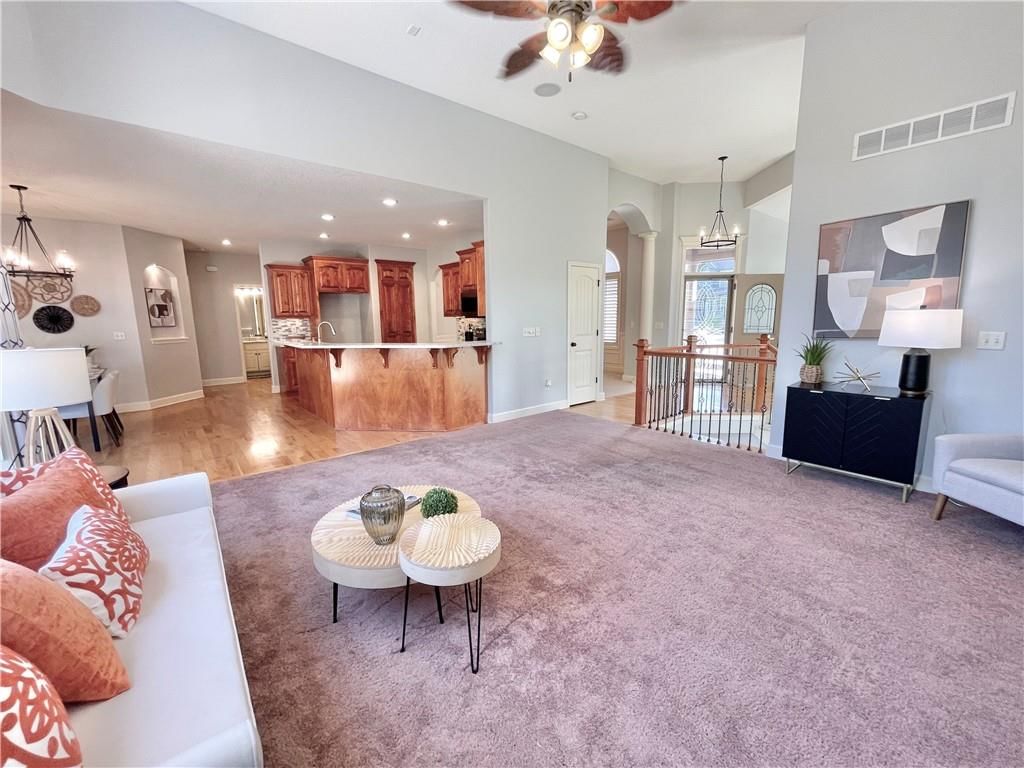 8636 N Utica Avenue — photo 7