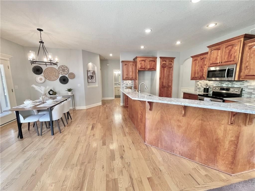 8636 N Utica Avenue — photo 12
