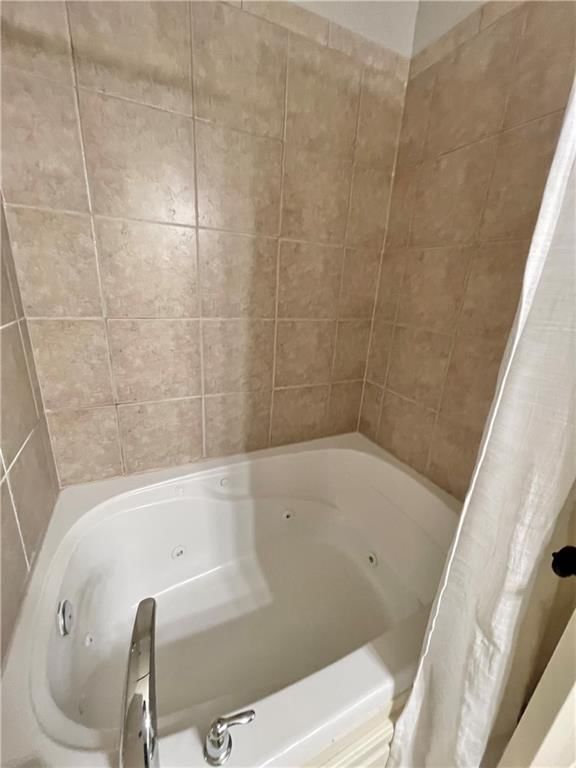 8636 N Utica Avenue — photo 37