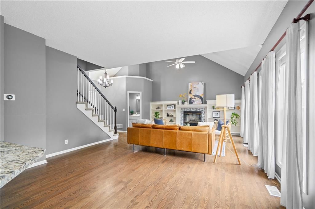 15935 S Avalon Street — photo 11