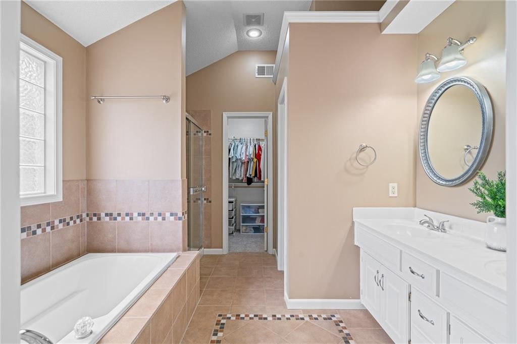 15935 S Avalon Street — photo 24