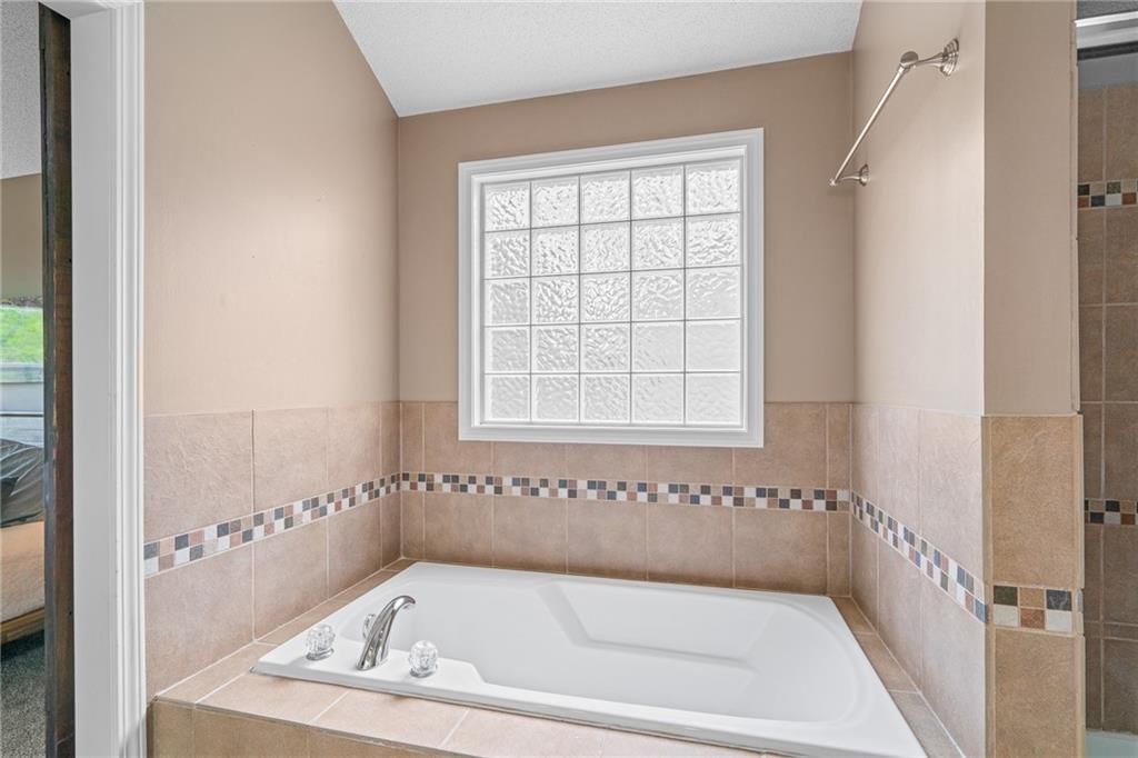 15935 S Avalon Street — photo 25