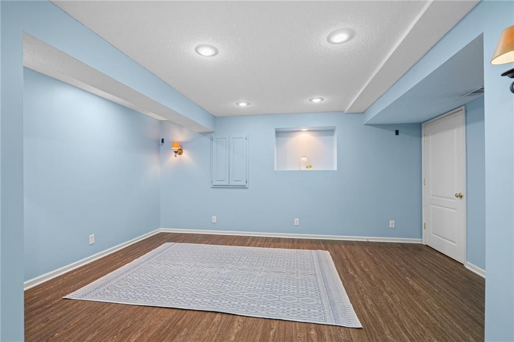 15935 S Avalon Street — photo 37