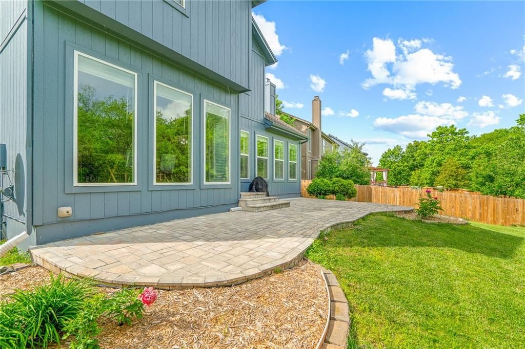 15935 S Avalon Street — photo 42