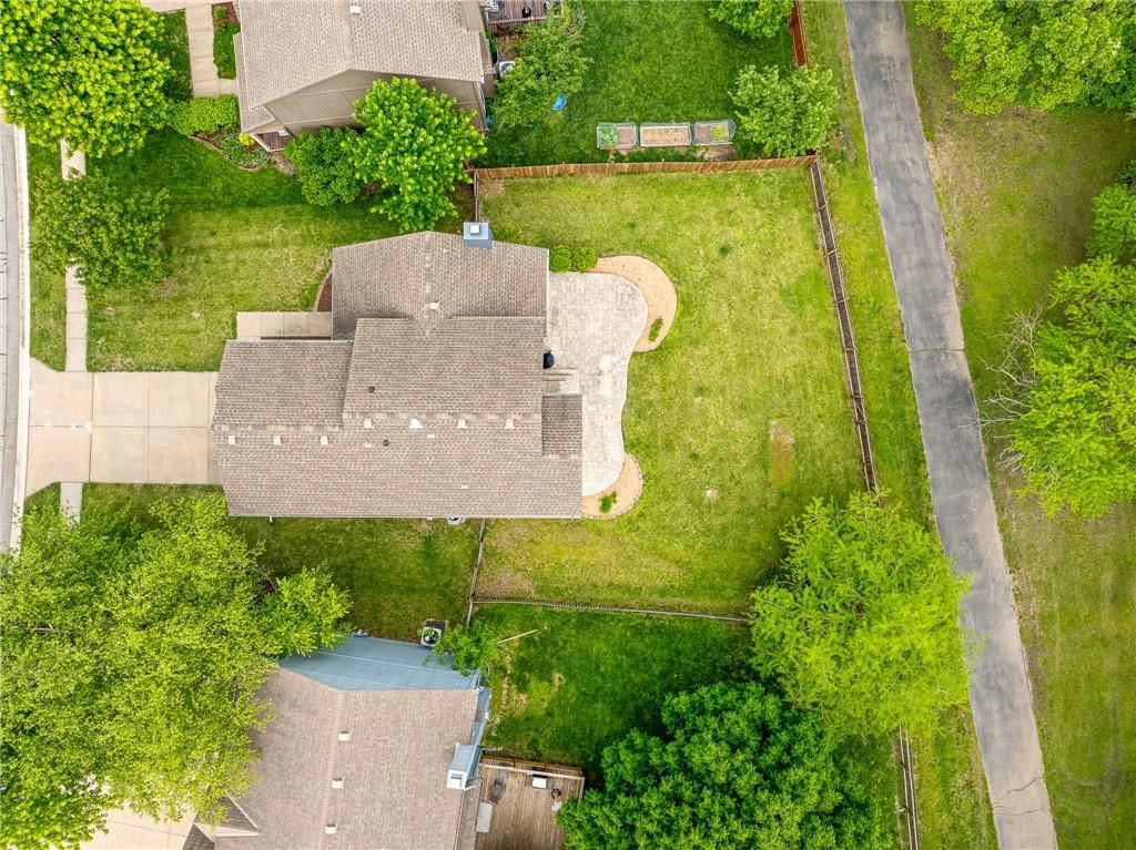 15935 S Avalon Street — photo 46