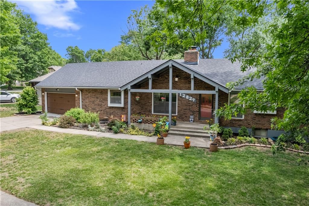 12829 McGee Street — photo 2
