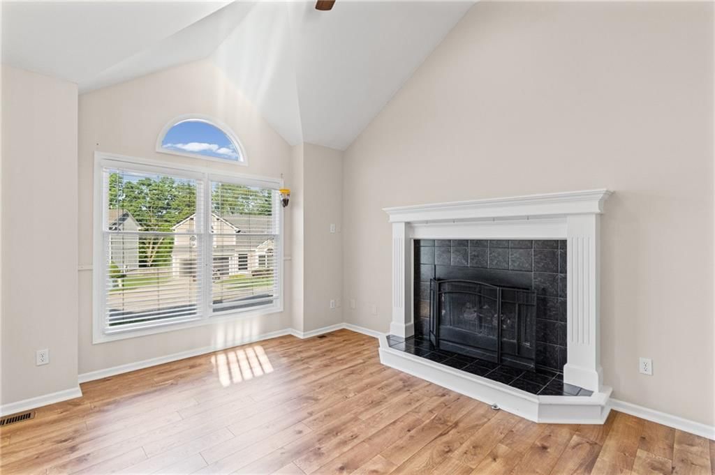 7205 N Hickory Street — photo 6