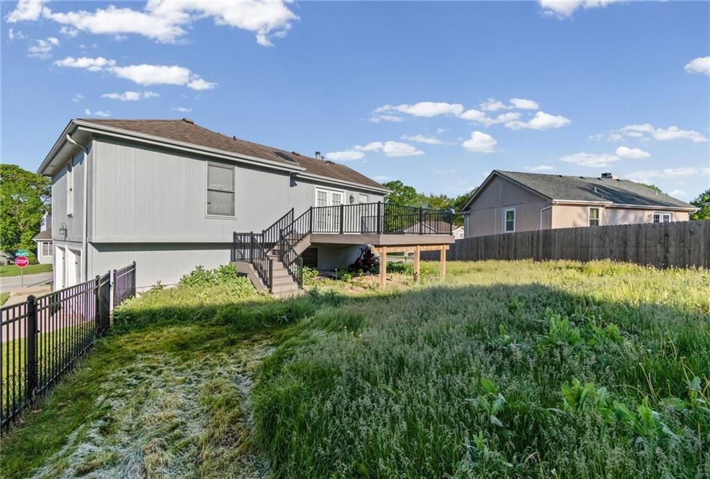 7205 N Hickory Street — photo 24