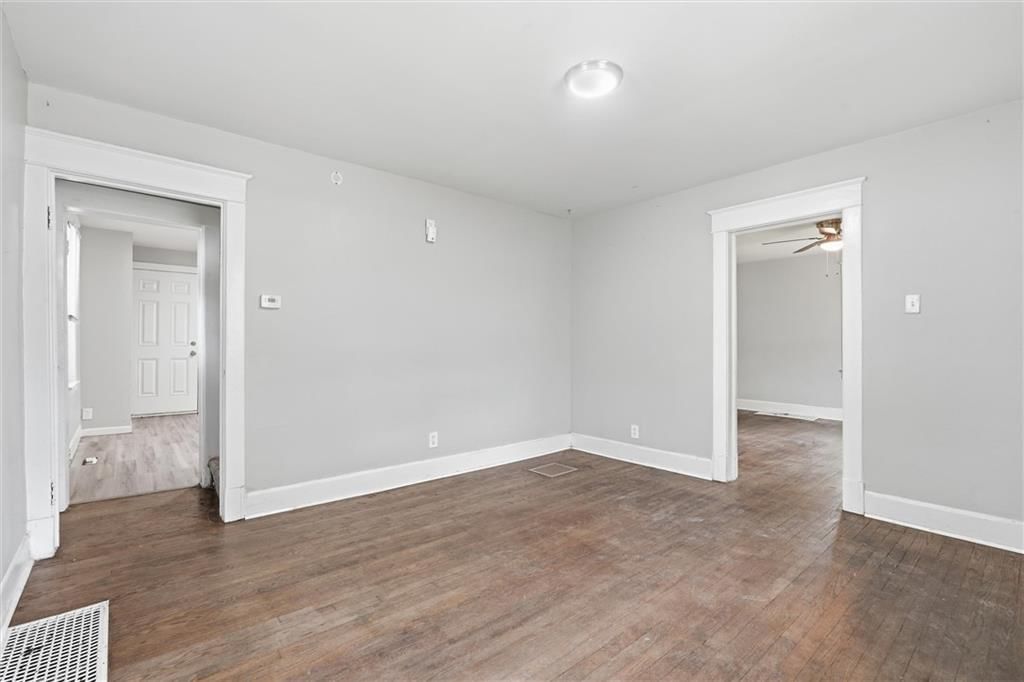 11208 Chicago Avenue — photo 4