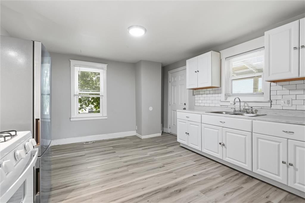 11208 Chicago Avenue — photo 12