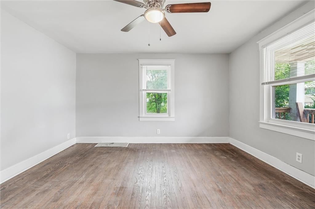 11208 Chicago Avenue — photo 17