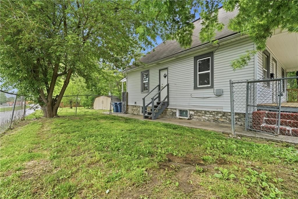 11208 Chicago Avenue — photo 24