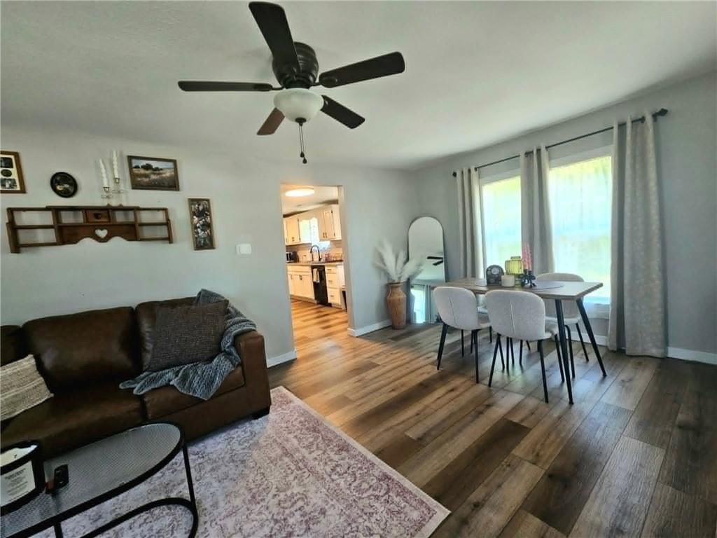 915 Euclid Street — photo 2