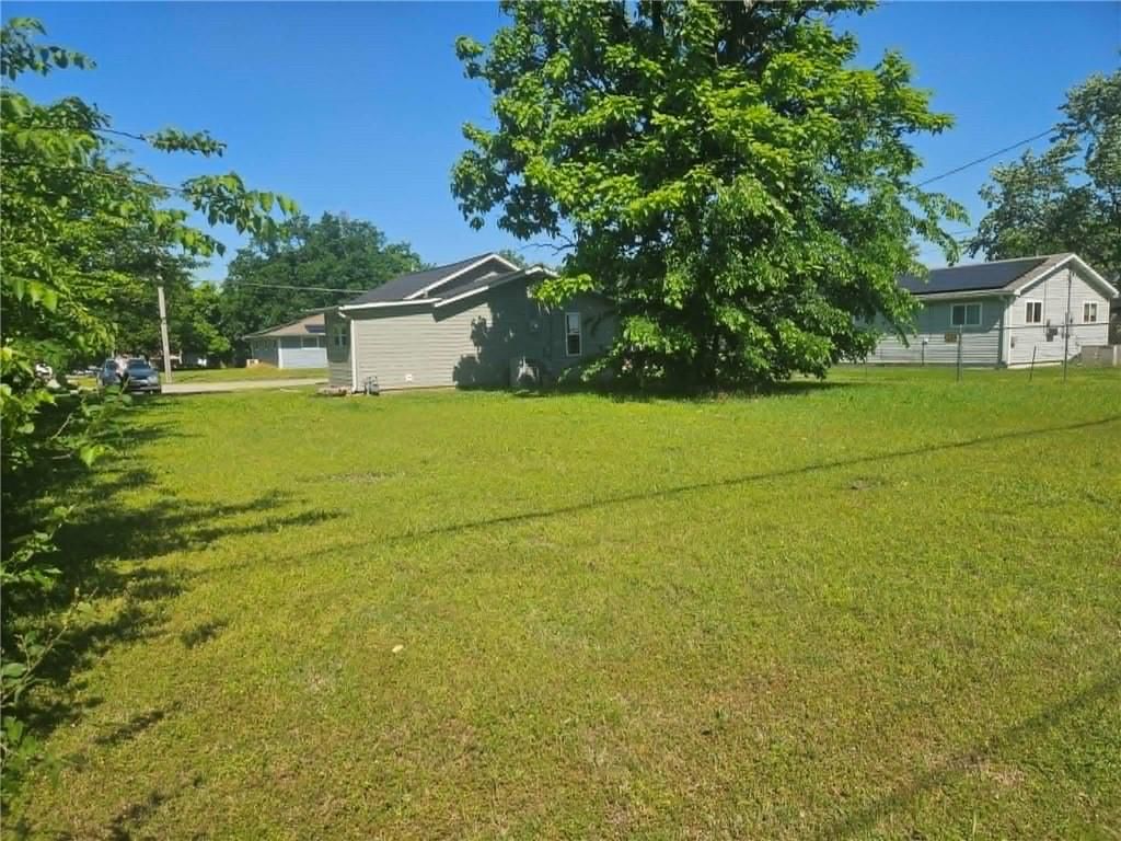 915 Euclid Street — photo 17
