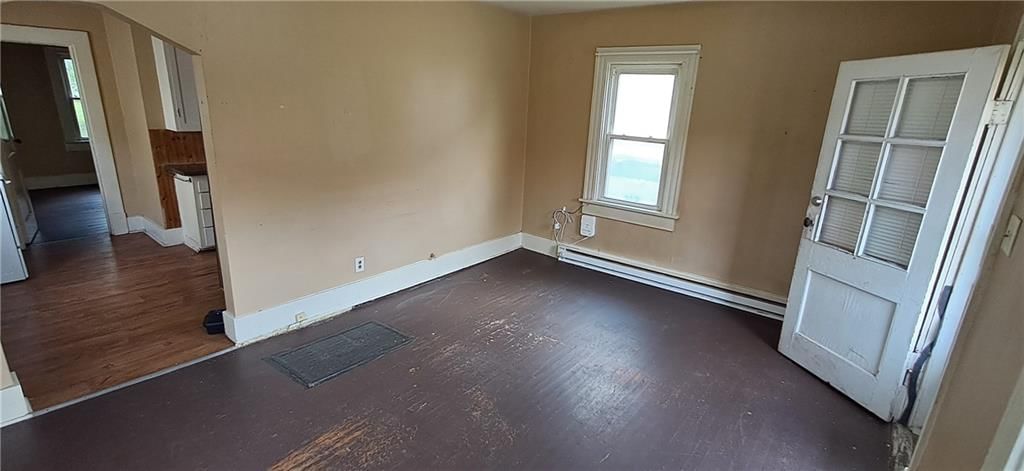 1111 PENN Street — photo 3