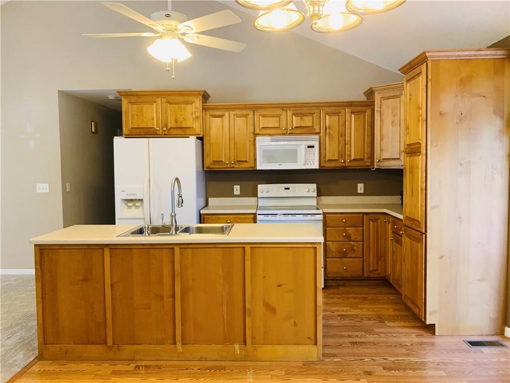 505 S Broadway Street — photo 14
