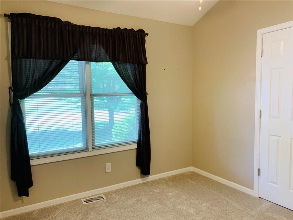 505 S Broadway Street — photo 27