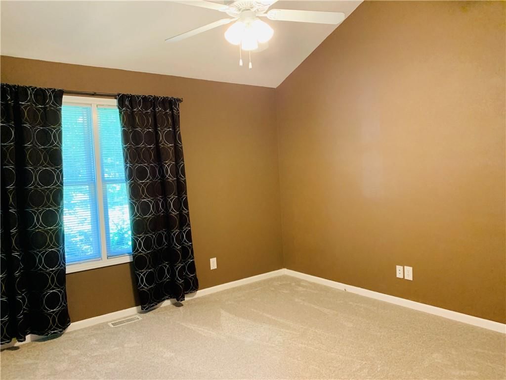 505 S Broadway Street — photo 30