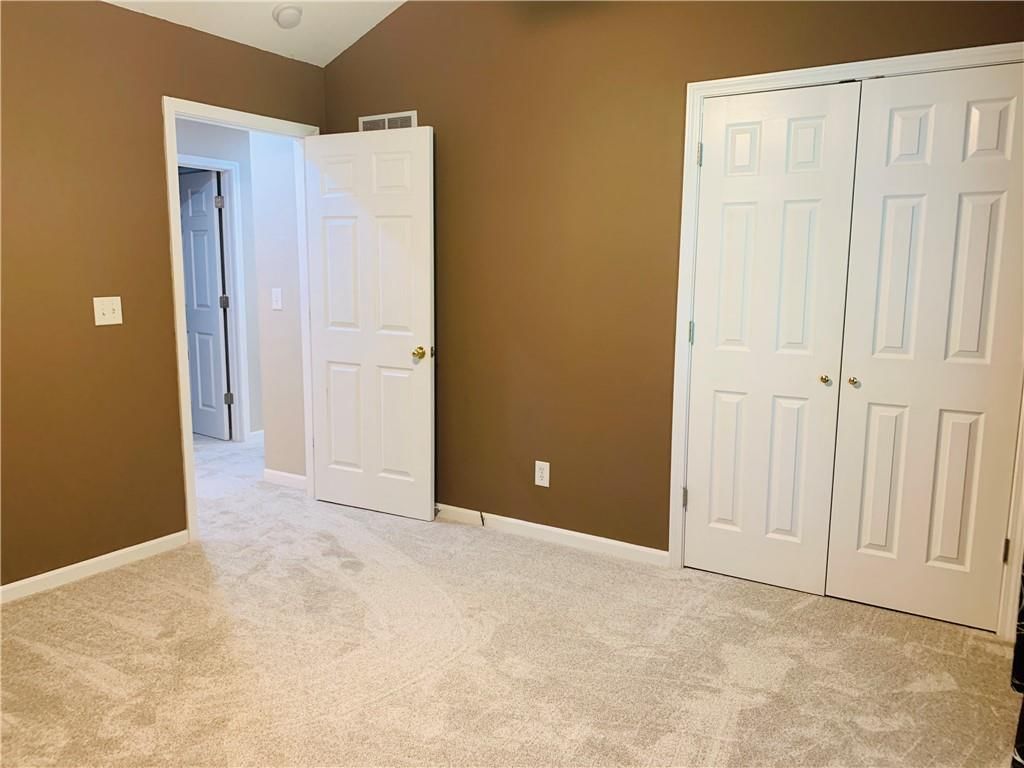 505 S Broadway Street — photo 32