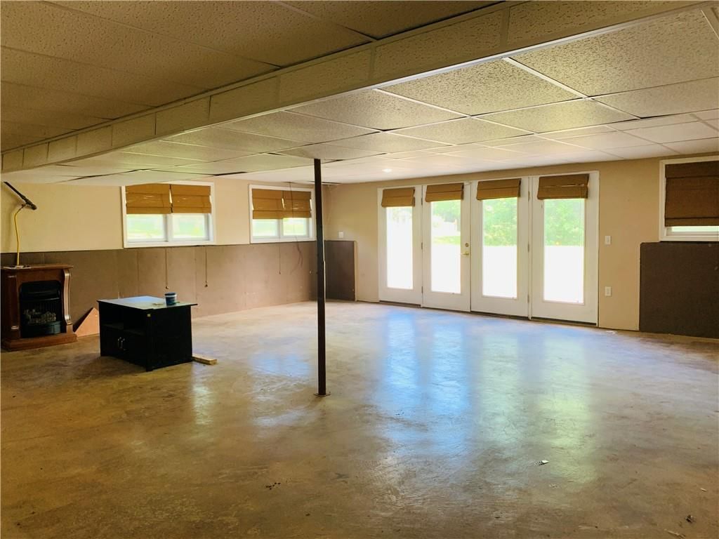 505 S Broadway Street — photo 42