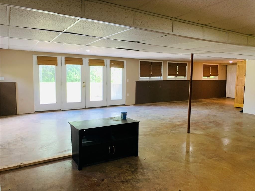 505 S Broadway Street — photo 44