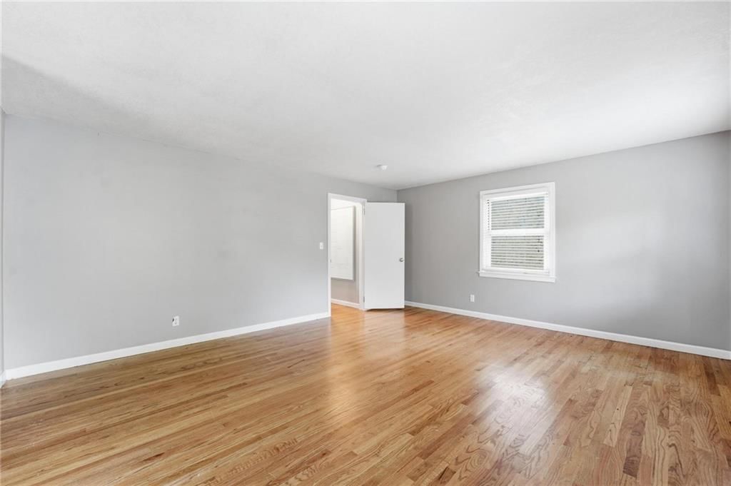 4311 N Walnut Street — photo 22