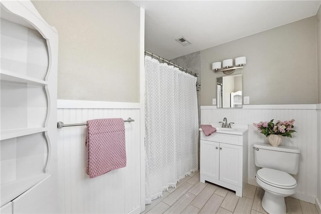 4311 N Walnut Street — photo 23